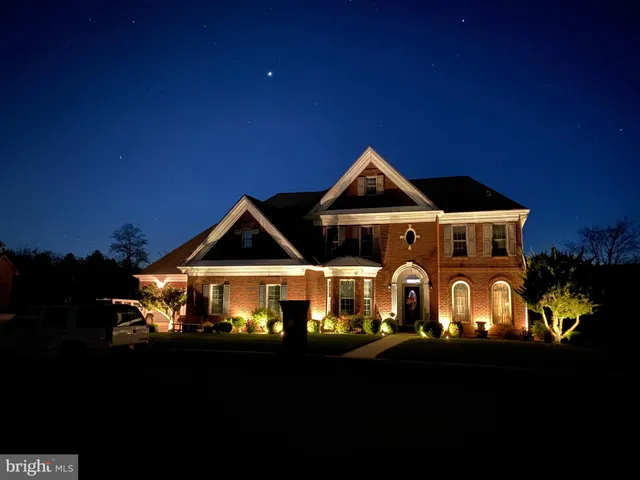 $975,000 | 4972 Farmington Road, Harrisburg, PA 17112