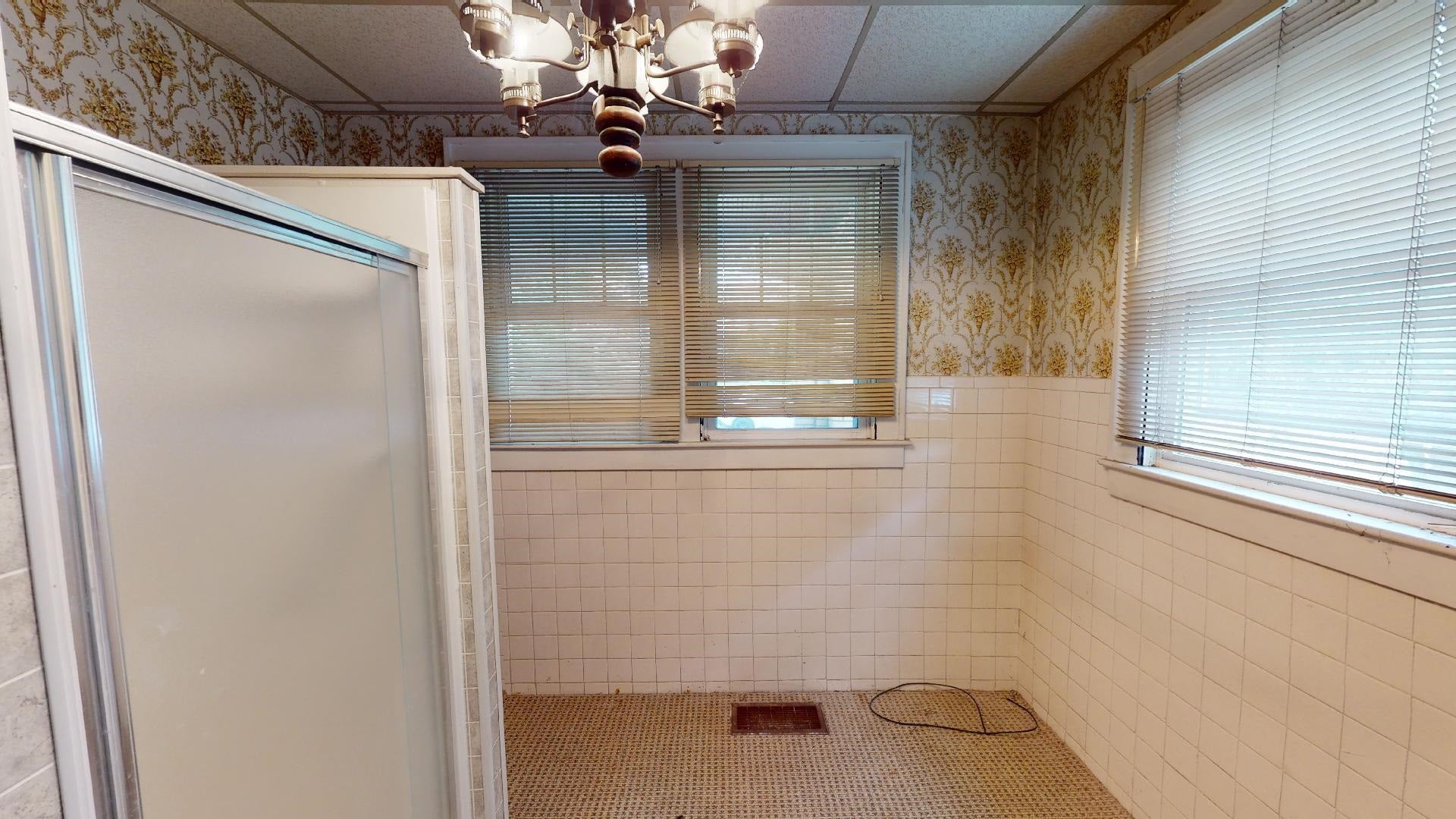 2905 Staunton Road Huntington, WV 25702 - Photo 12 of 26 Gallery Image 12