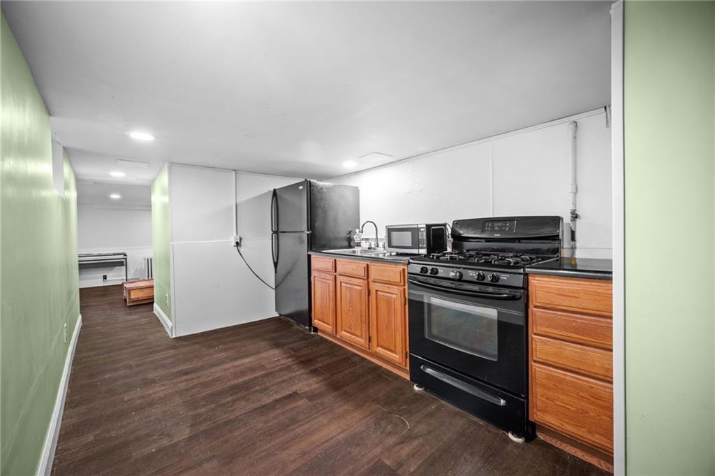 409 Cubbage Street Carnegie, PA 15106 - Photo 32 of 47