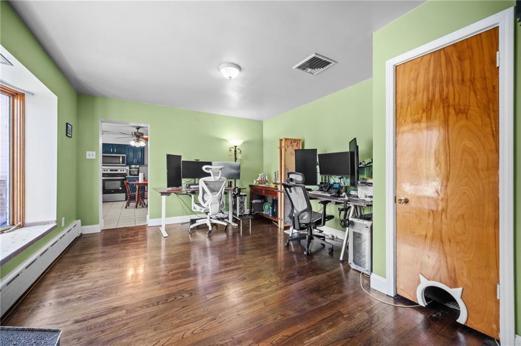 409 Cubbage Street Carnegie, PA 15106 - Photo 7 of 47