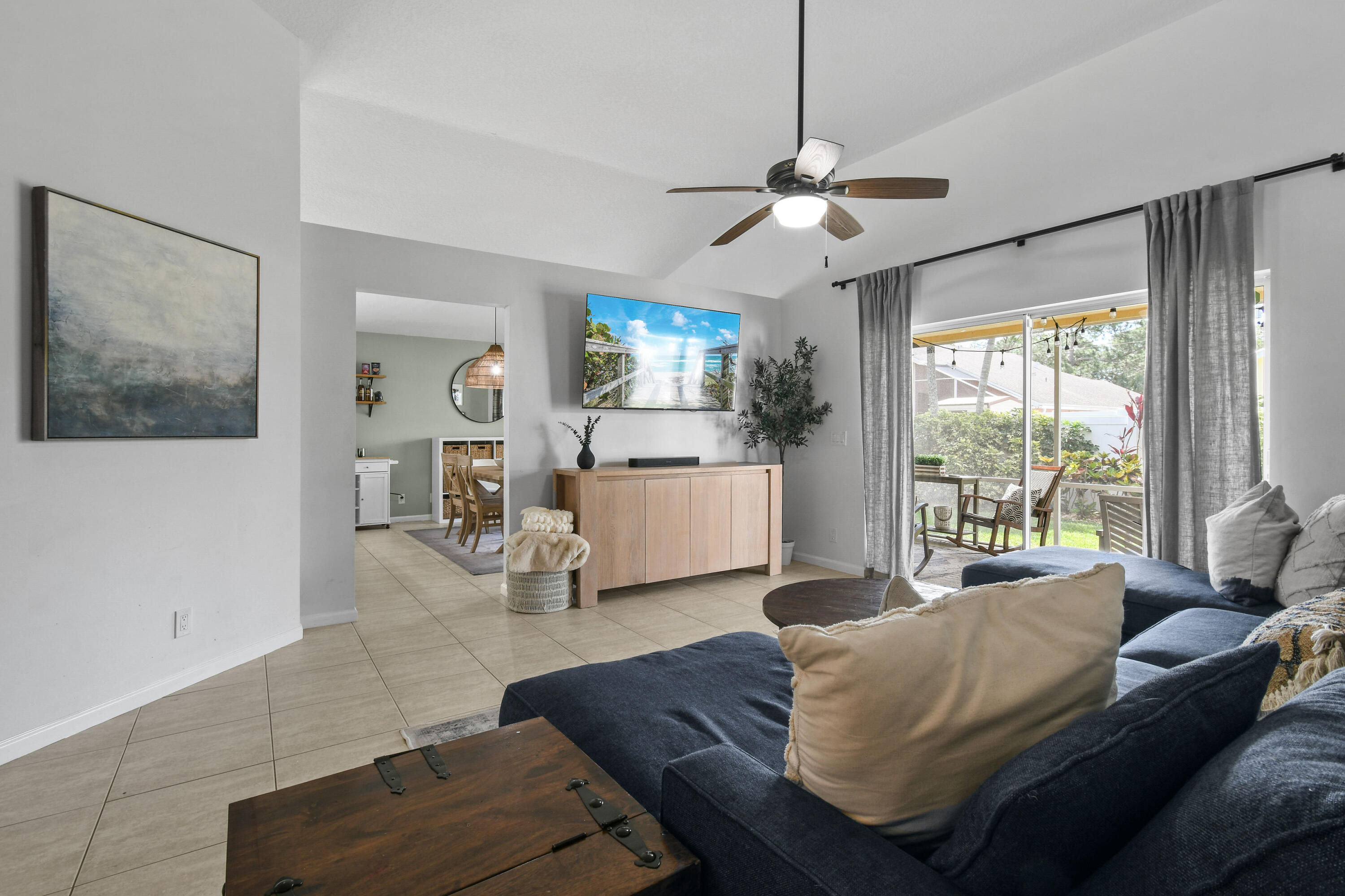 6366 Barbara Street Jupiter, FL 33458 - Photo 11 of 48 6366BarbaraSt(14)