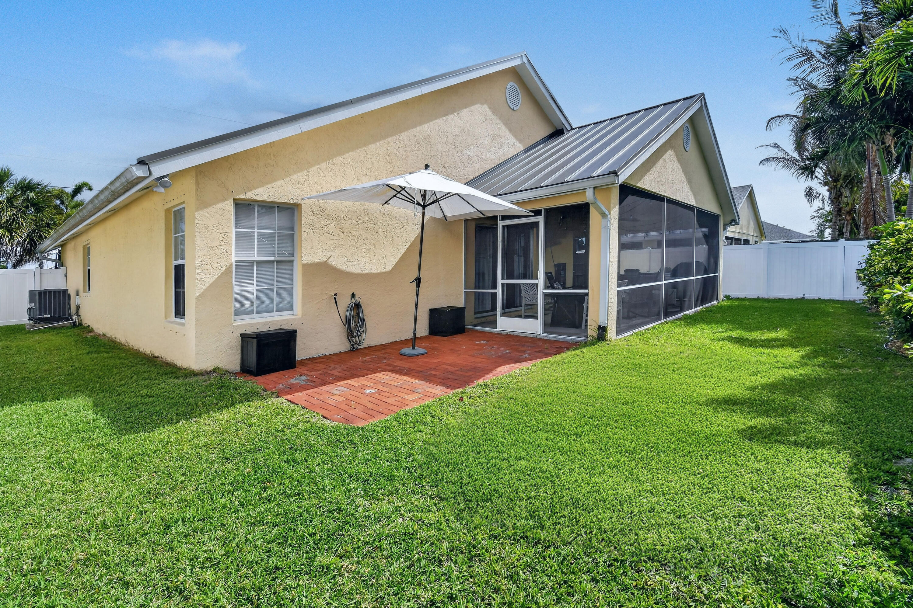 6366 Barbara Street Jupiter, FL 33458 - Photo 45 of 48 Backyard