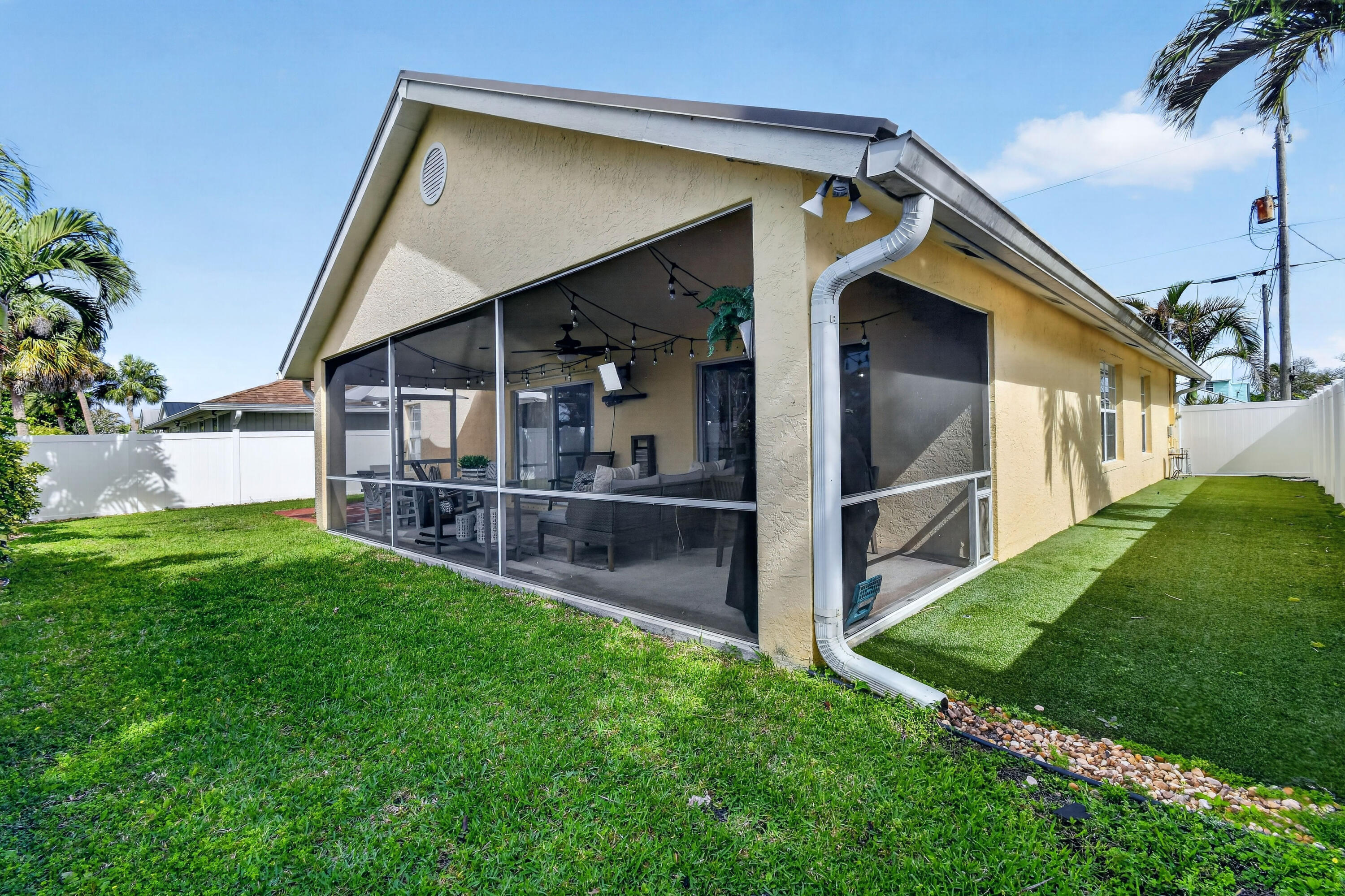 6366 Barbara Street Jupiter, FL 33458 - Photo 46 of 48 Backyard