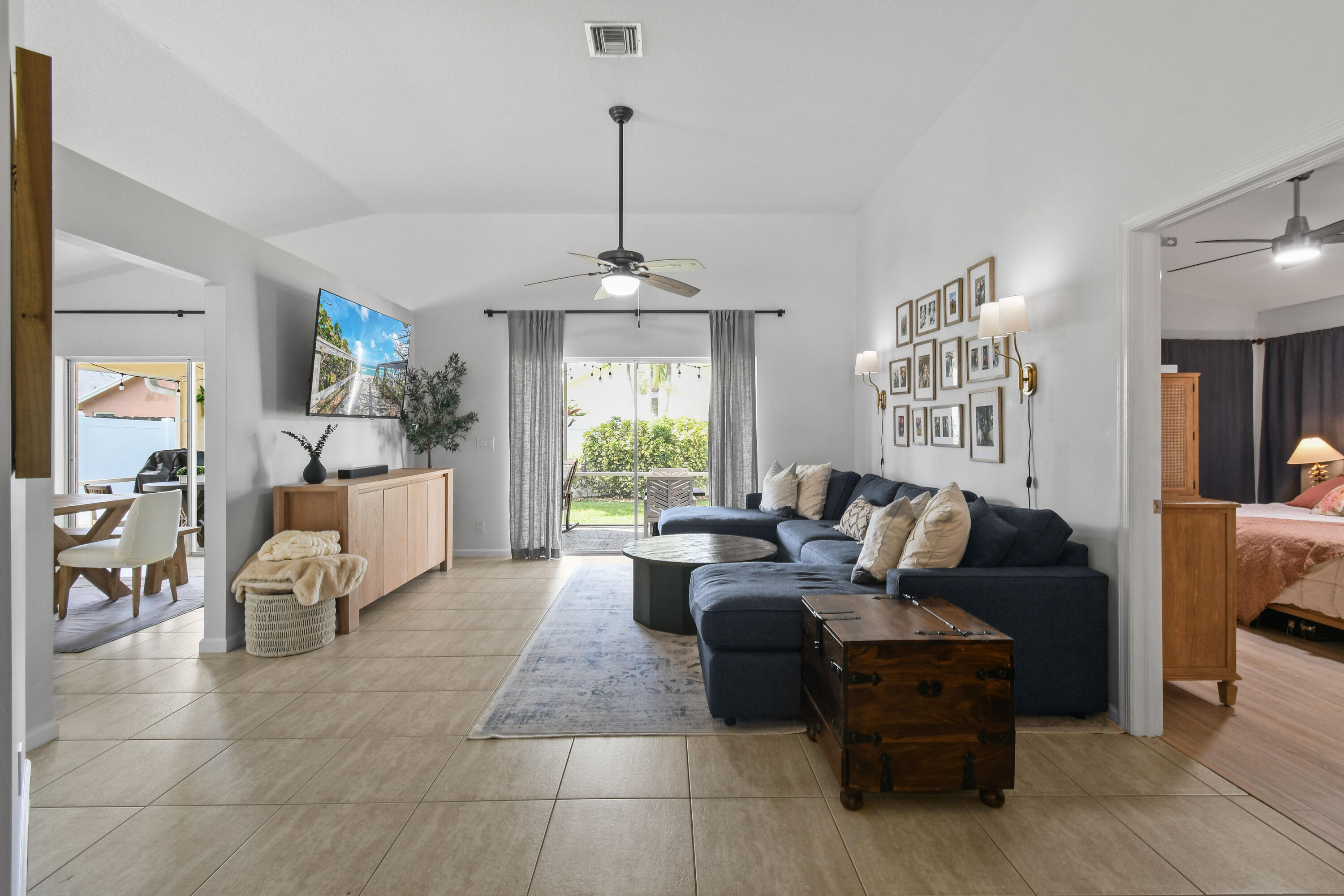 6366 Barbara Street Jupiter, FL 33458 - Photo 8 of 48 6366BarbaraSt(11)