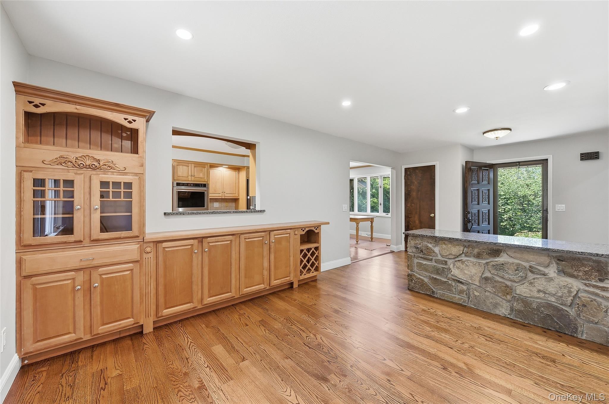 475 North Riverside Road Highland, NY 12528 - Photo 15 of 49