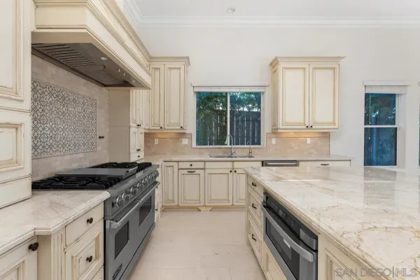 $13,900 | 5971 La Jolla Mesa Drive, La Jolla, CA 92037