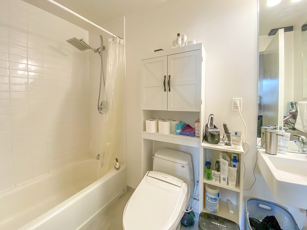 90 Wareham Street, Unit 407 Boston, MA 02118 - Photo 10 of 15