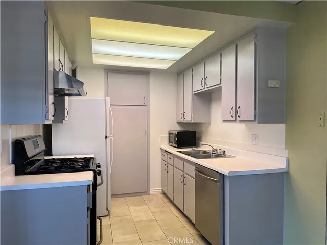 $2,980 | 1400 Countrywood Avenue, Unit 101, Hacienda Heights, CA 91745