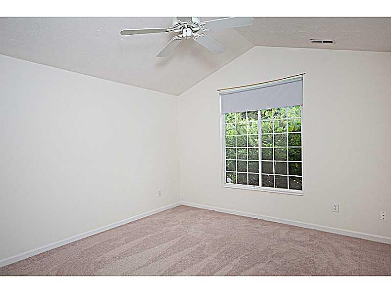 6554 D Rainer Way Indianapolis, IN 46214 - Photo 9 of 13 Gallery Image 9