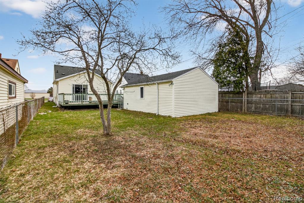 29901 Kelly Road Roseville, MI 48066 - Photo 34 of 43 Gallery Image 34