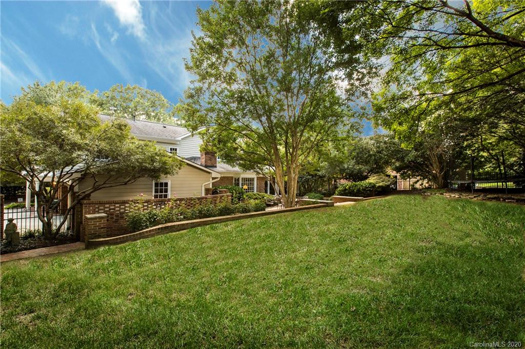 2930 Wheelock Road Charlotte, NC 28211 - Photo 48 of 48 a view of a house with a yard
