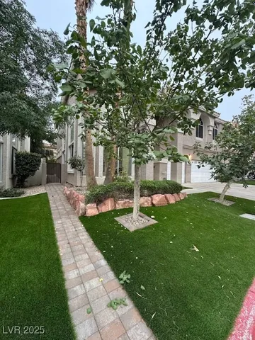 $759,995 | 114 Weatherwood Court, Henderson, NV 89074