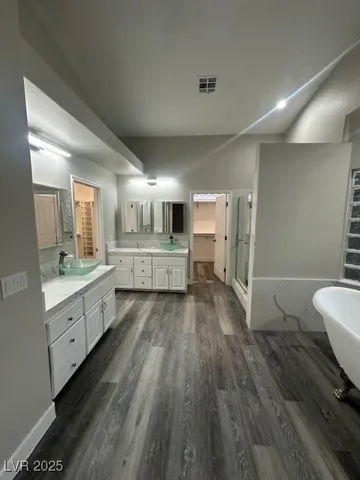 $759,995 | 114 Weatherwood Court, Henderson, NV 89074