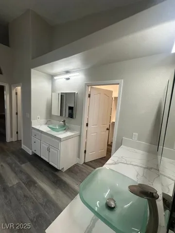 $759,995 | 114 Weatherwood Court, Henderson, NV 89074