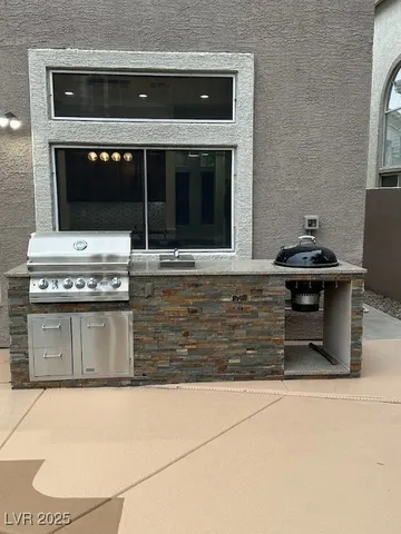 $759,995 | 114 Weatherwood Court, Henderson, NV 89074