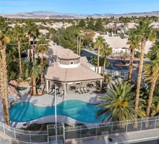 $759,995 | 114 Weatherwood Court, Henderson, NV 89074