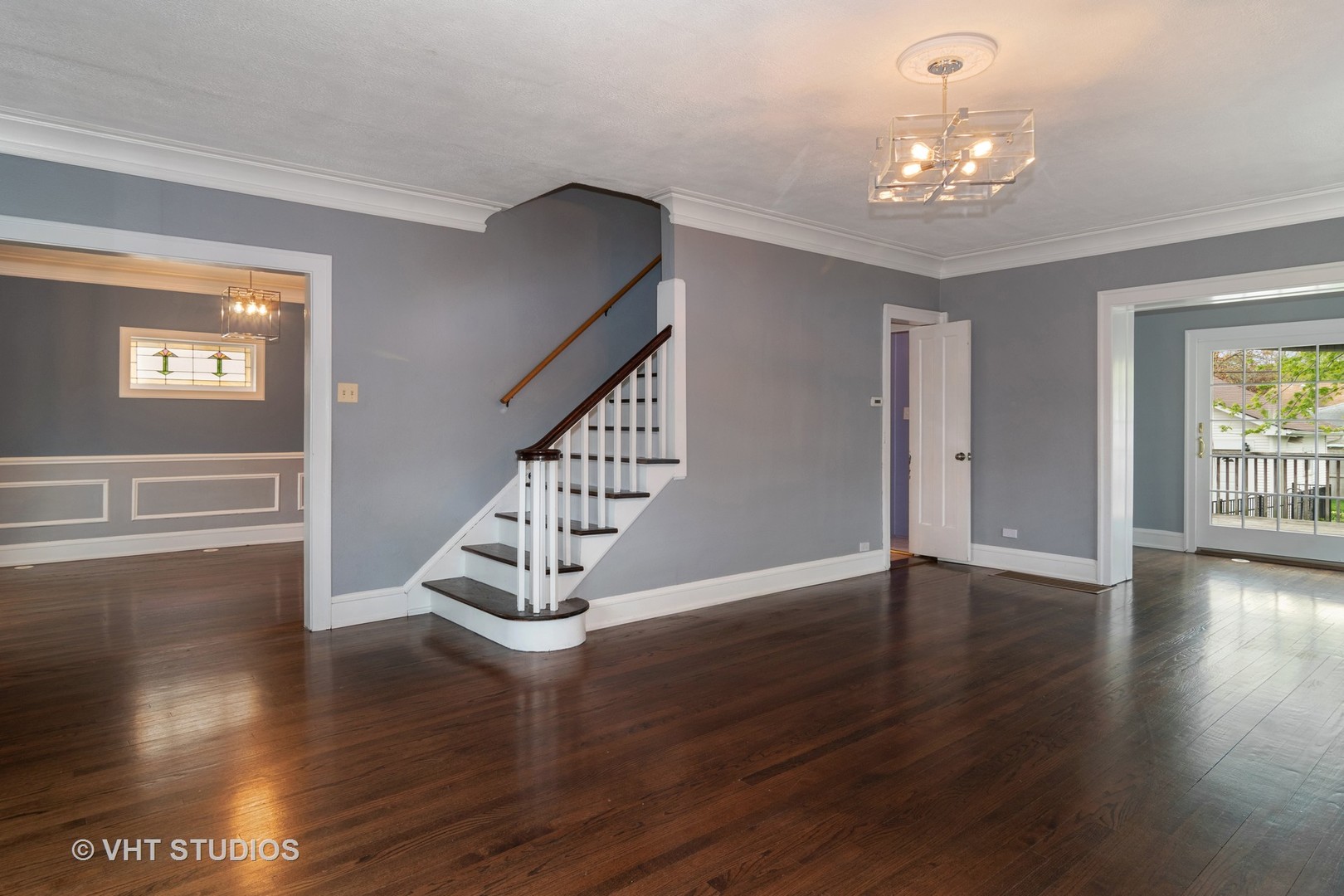 376 Bartram Road Riverside, IL 60546 - Photo 4 of 15 a view of an entryway with wooden floor