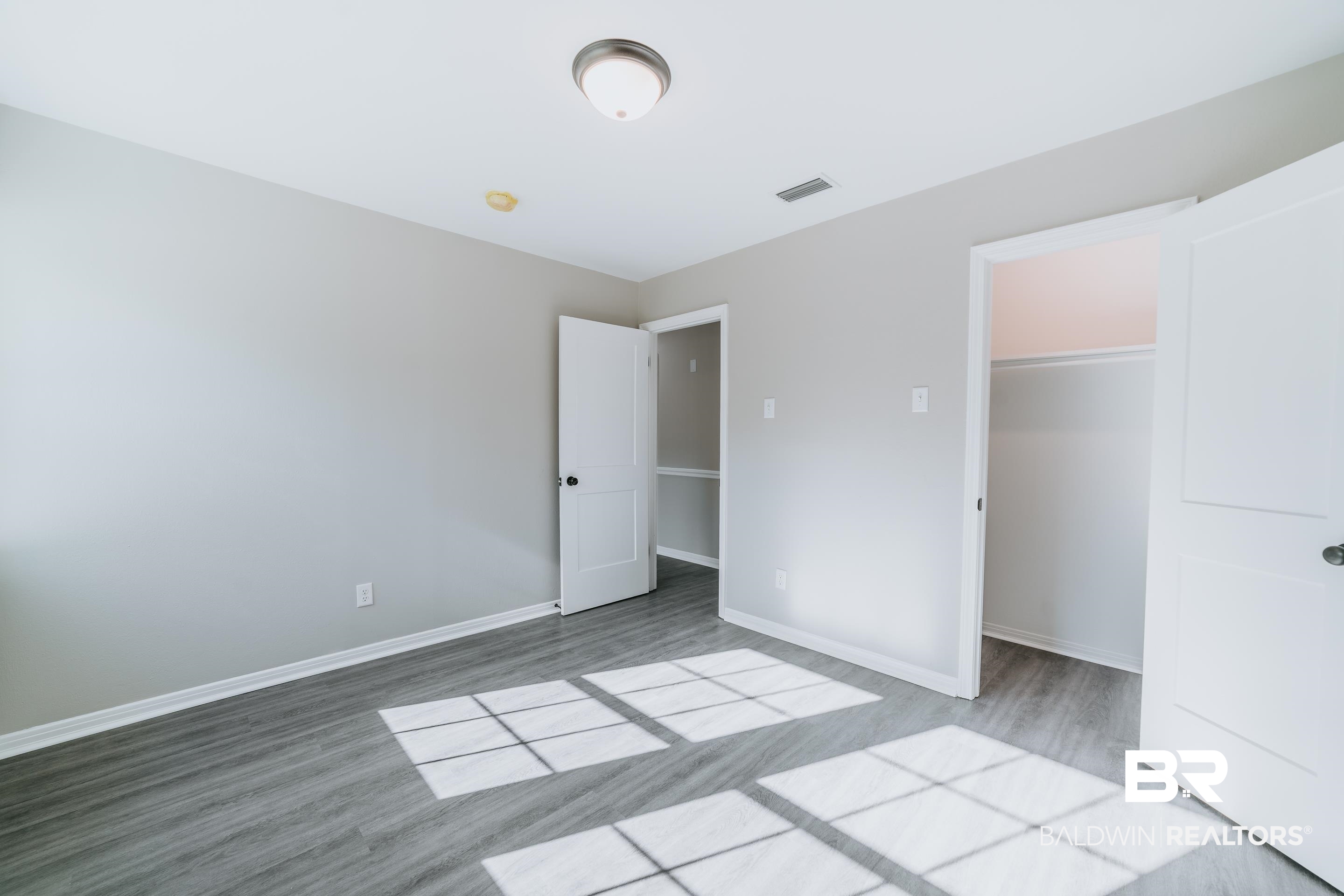 4924 Freeway Drive Mobile, AL 36619 - Photo 15 of 22