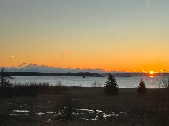 $269,000 | 46 South Lubec Road, Lubec, ME 04652