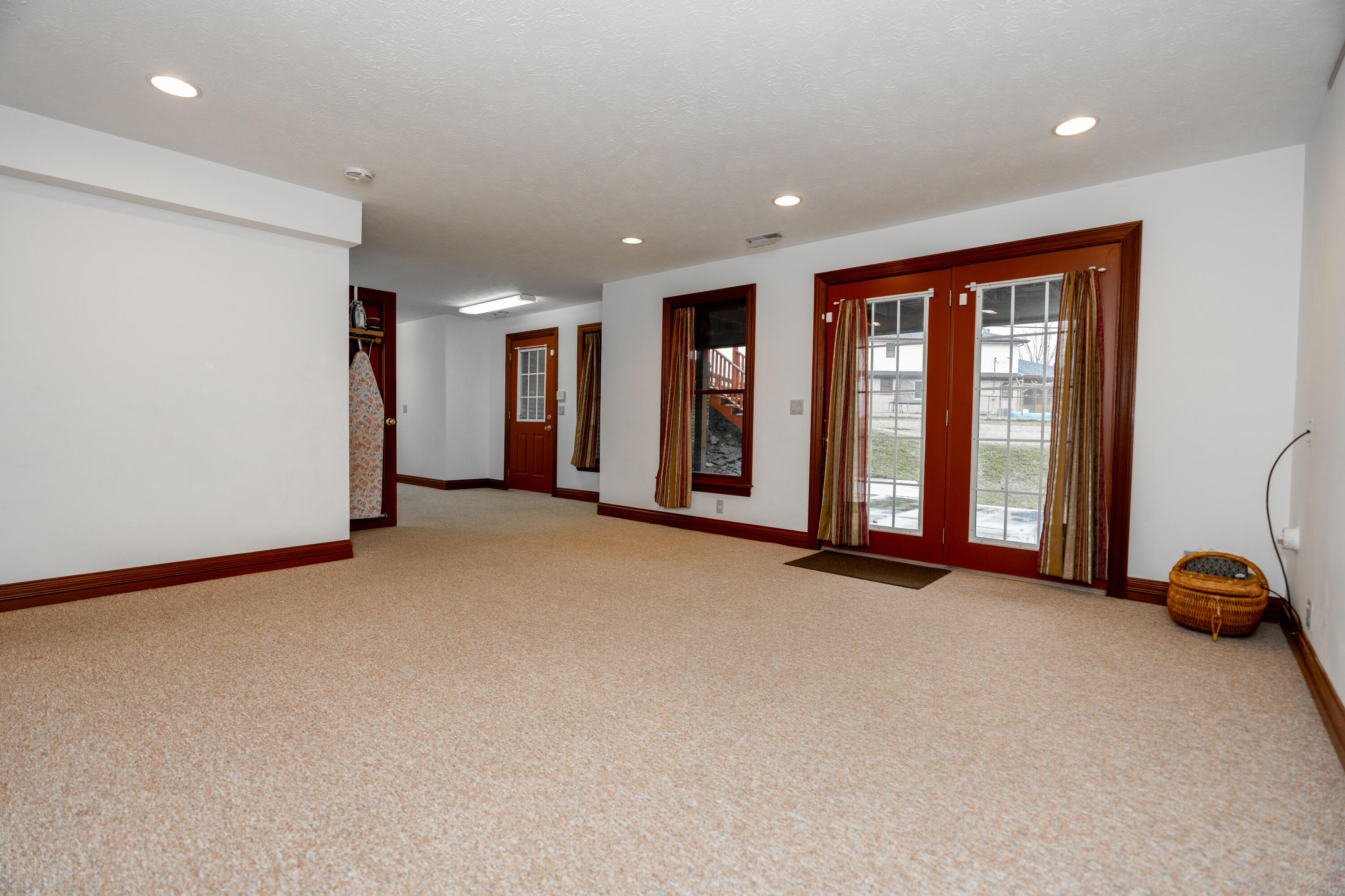 2442 Greystone Lane Springfield, OH 45503 - Photo 43 of 62