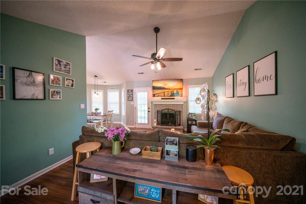 7201 Catawba Springs Road Denver, NC 28037 - Photo 5 of 28 Gallery Image 5