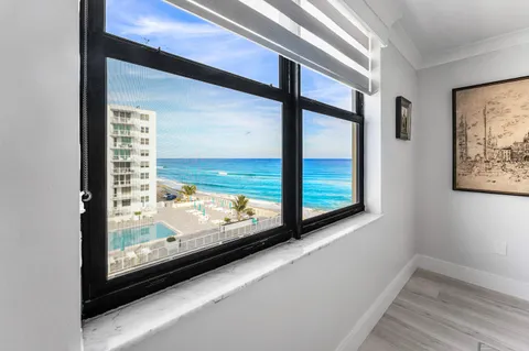 $1,049,000 | 3456 South Ocean Boulevard, Unit 5030, Palm Beach, FL 33480