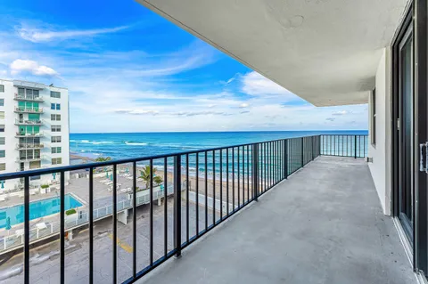 $1,049,000 | 3456 South Ocean Boulevard, Unit 5030, Palm Beach, FL 33480