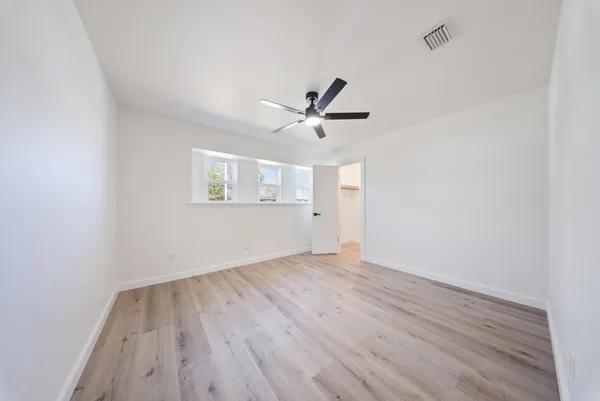 $2,300 | 9115 Tanager Street, Houston, TX 77036