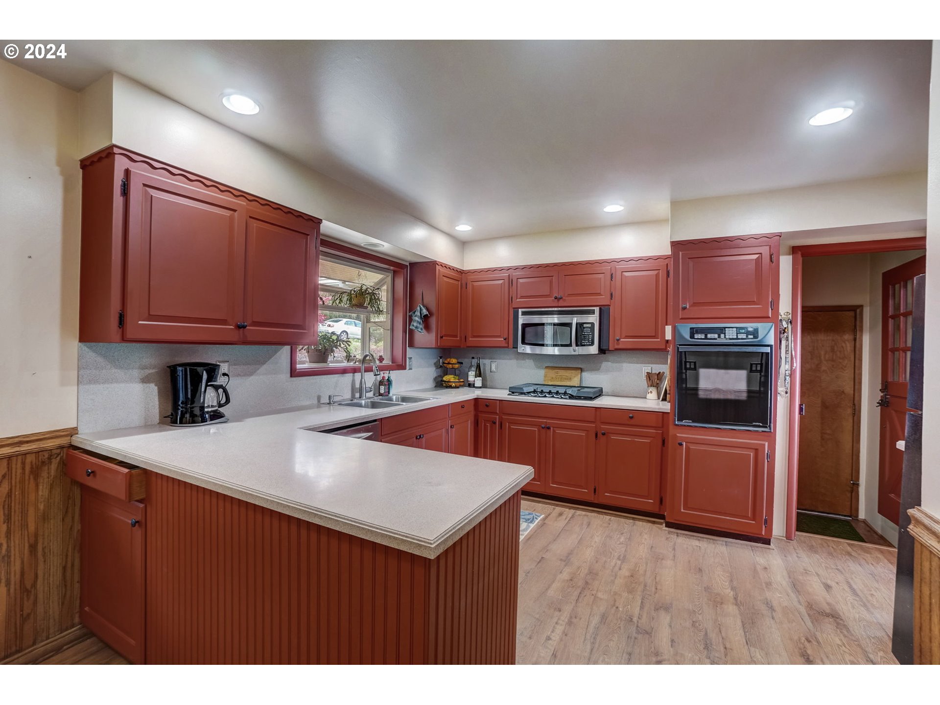 13770 Southeast Kanne Road Happy Valley, OR 97086 - Photo 8 of 29 Gallery Image 8