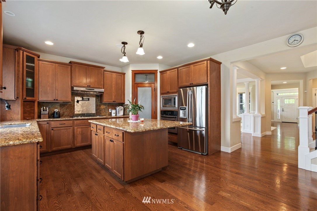 6740 Southeast 2nd Street Renton, WA 98059 - Photo 7 of 30