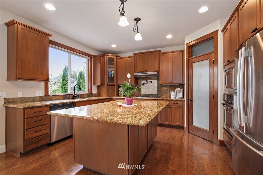 6740 Southeast 2nd Street Renton, WA 98059 - Photo 10 of 30