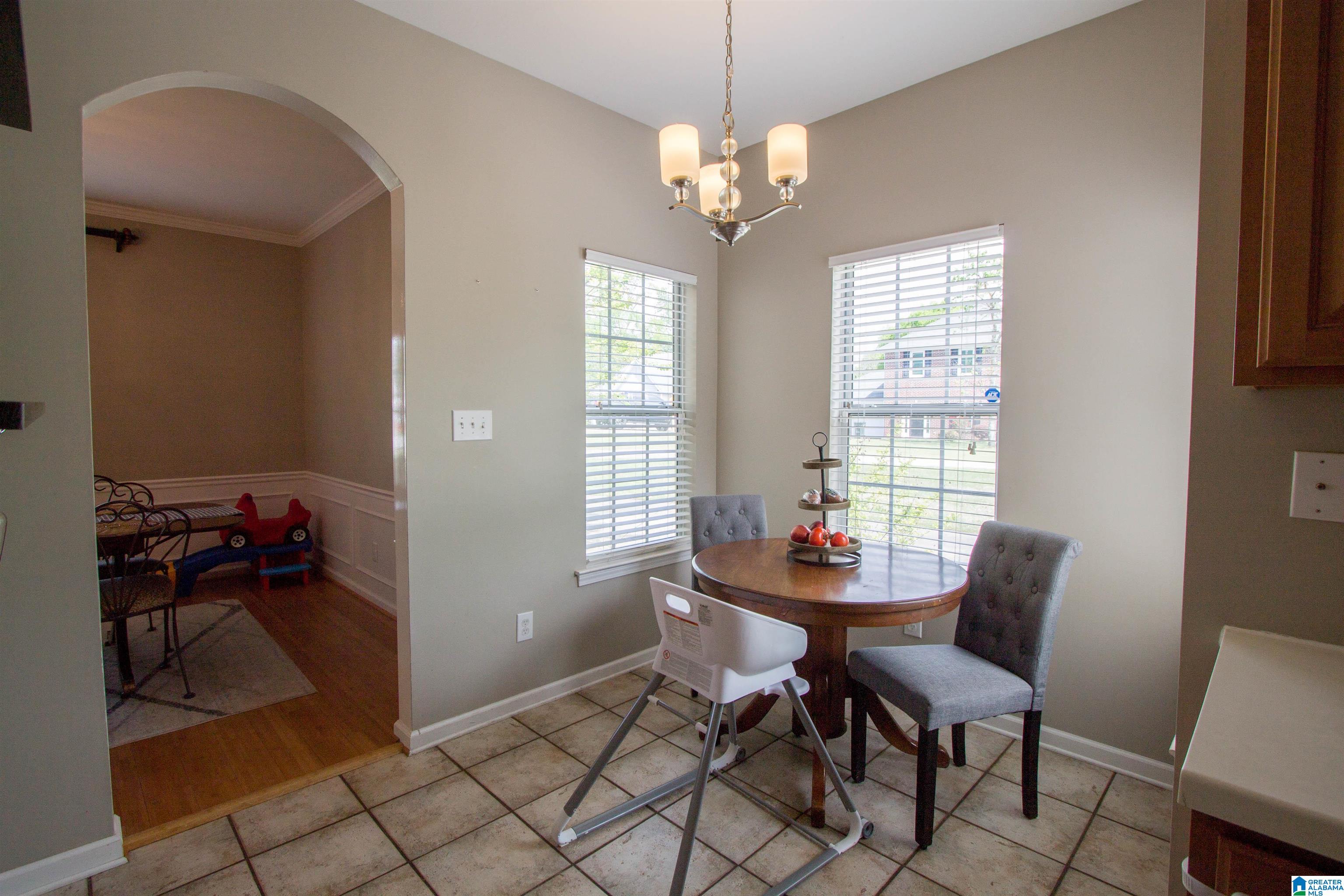 122 Meadowview Circle Pelham, AL 35124 - Photo 13 of 48