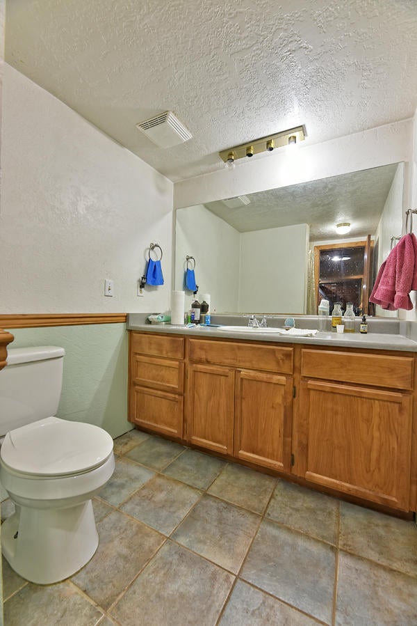 3600 North Foothill Road Medford, OR 97504 - Photo 9 of 31 9