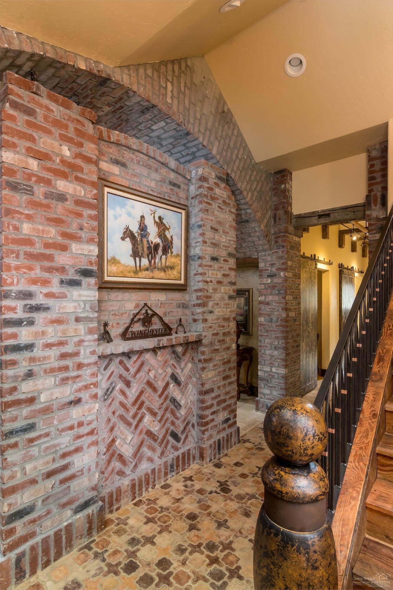 19085 Pinehurst Road Bend, OR 97703 - Photo 14 of 22 Additional Photo