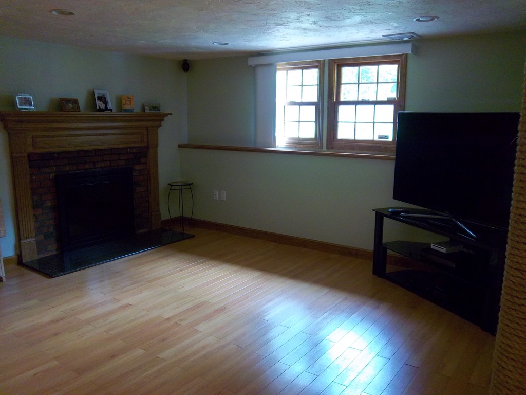 26 Crooked Spring Road Billerica, MA 01862 - Photo 25 of 30
