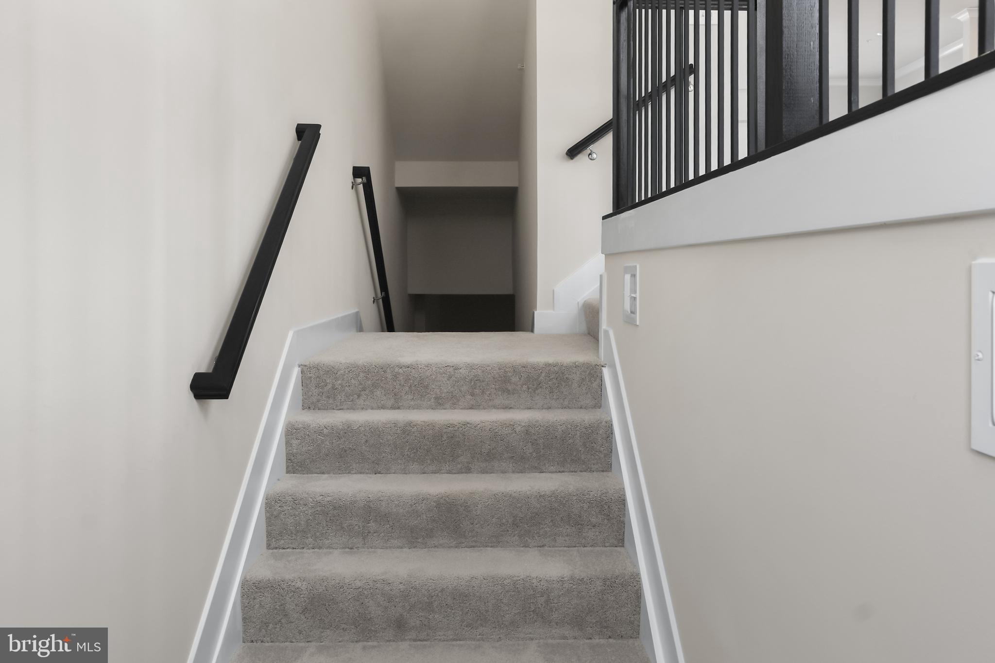 1705 Water Xing Road Baltimore, MD 21208 - Photo 5 of 42