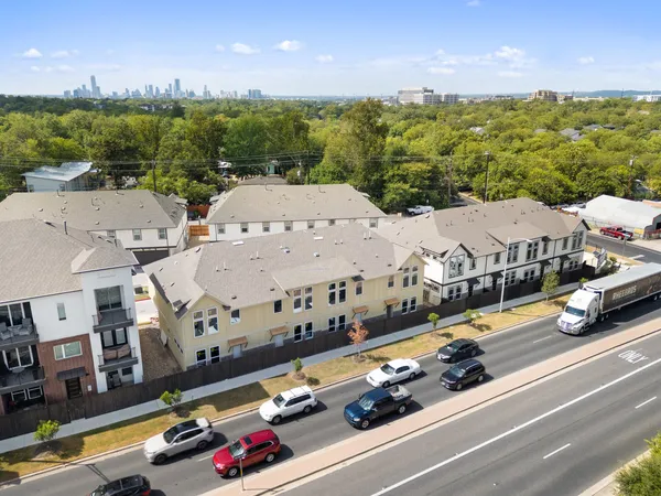 $574,999 | 200 West 56th Street, Unit 1104, Austin, TX 78751