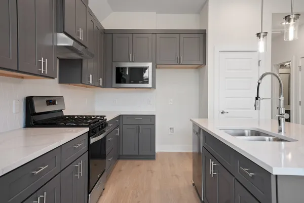 $574,999 | 200 West 56th Street, Unit 1104, Austin, TX 78751