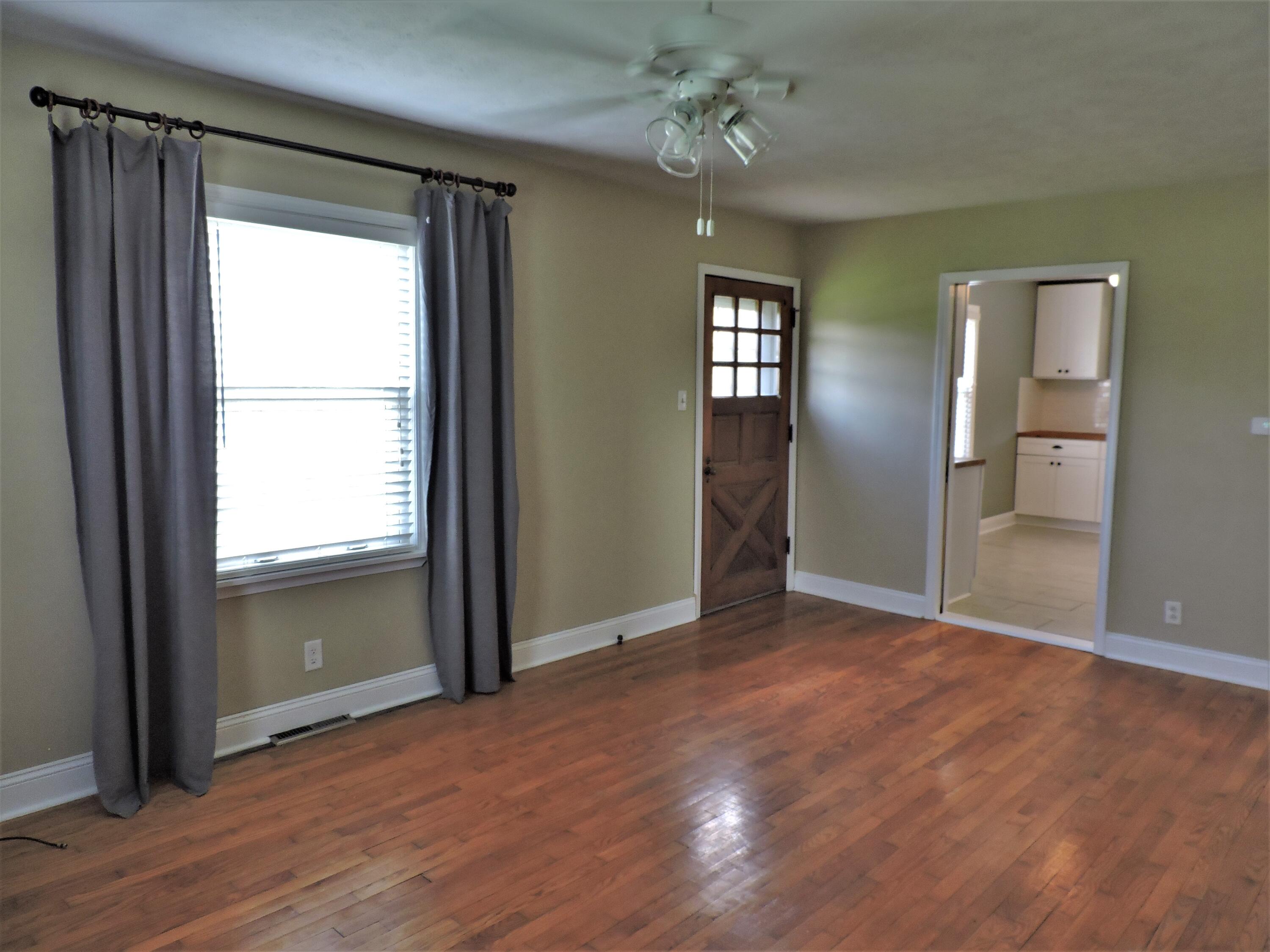 13360 Belding Road Northeast Belding, MI 48809 - Photo 3 of 32 DSCN8829