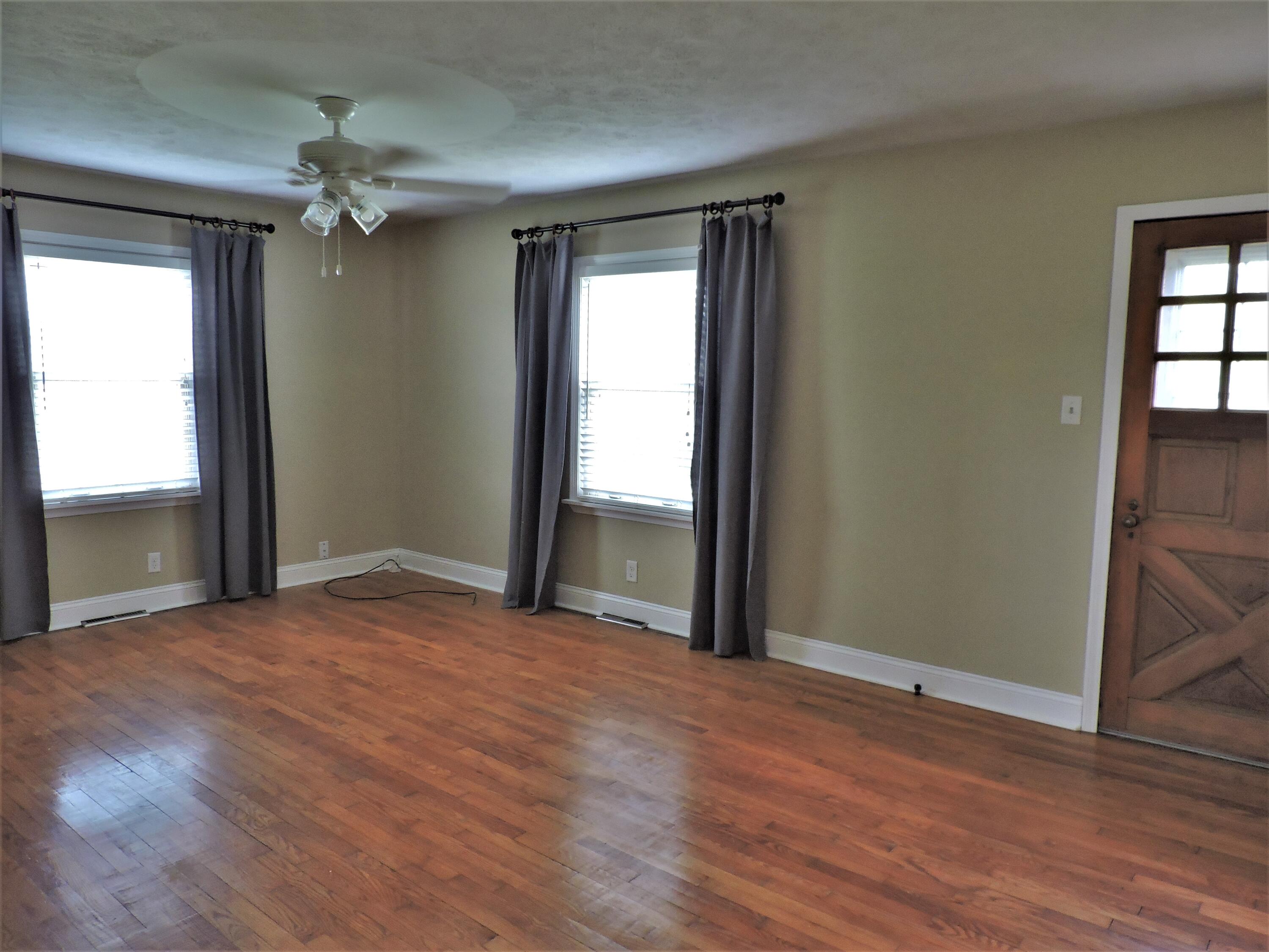 13360 Belding Road Northeast Belding, MI 48809 - Photo 5 of 32 DSCN8830