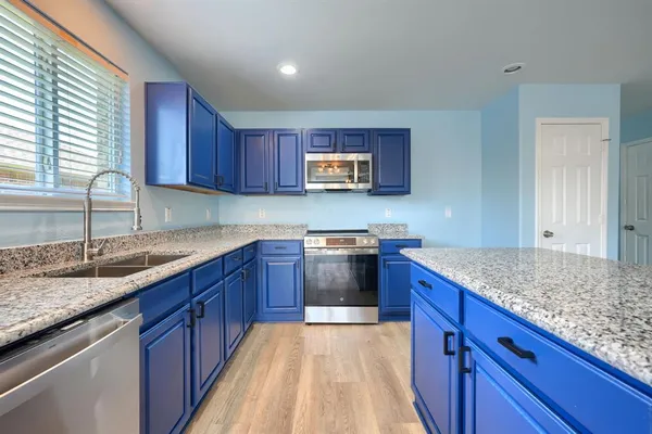 $2,750 | 14713 Brandon Drive, Little Elm, TX 75068