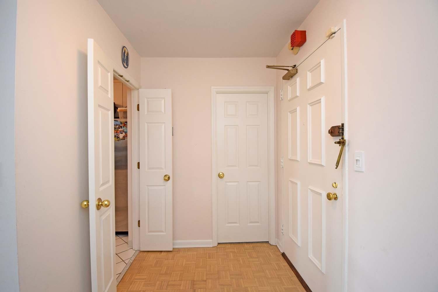 2444 Madison Road, Unit 509 Cincinnati, OH 45208 - Photo 4 of 32