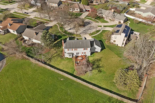 $459,900 | 245 Old Forge Road, Elgin, IL 60123