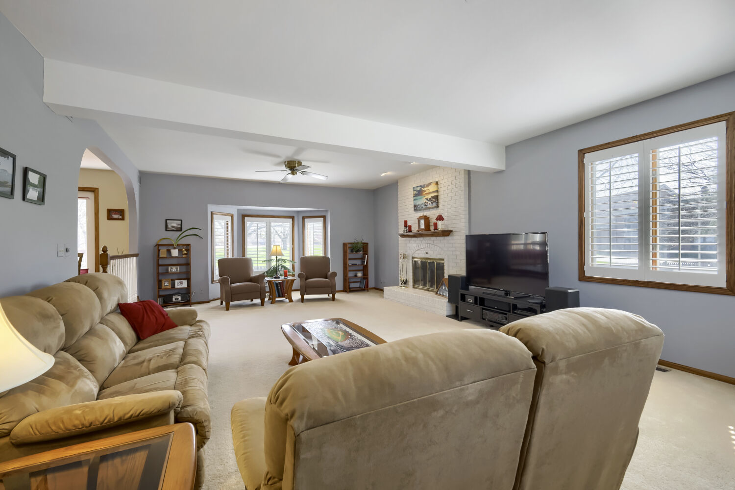 245 Old Forge Road Elgin, IL 60123 - Photo 14 of 36