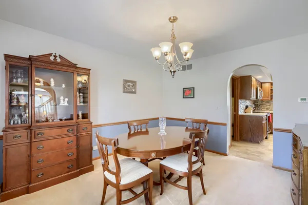 $459,900 | 245 Old Forge Road, Elgin, IL 60123