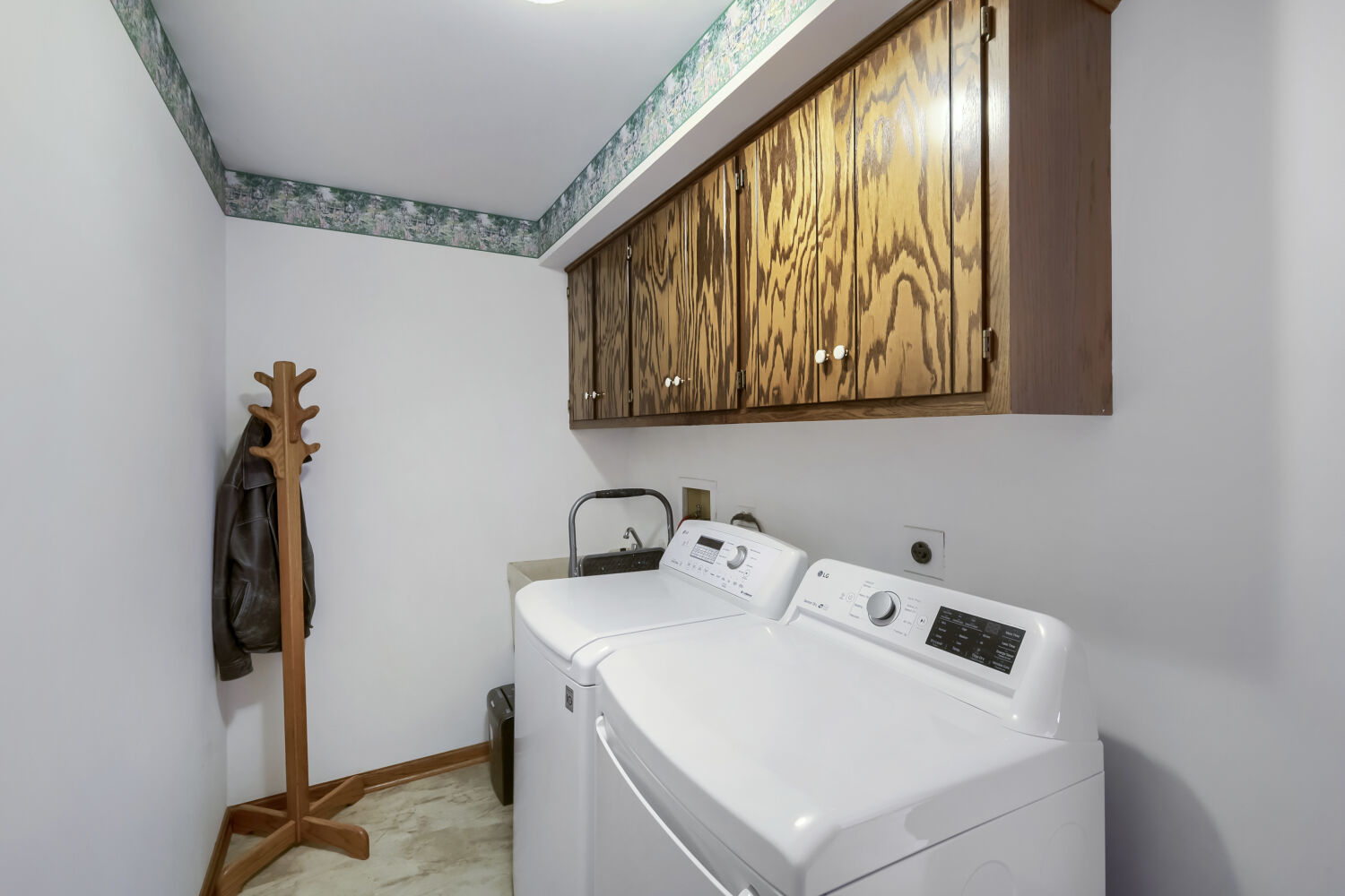 245 Old Forge Road Elgin, IL 60123 - Photo 22 of 36