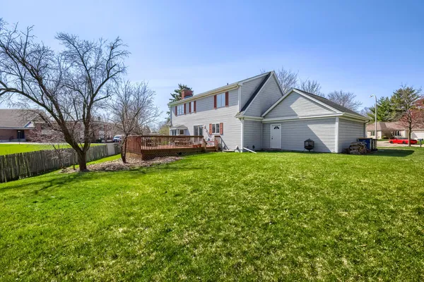 $459,900 | 245 Old Forge Road, Elgin, IL 60123