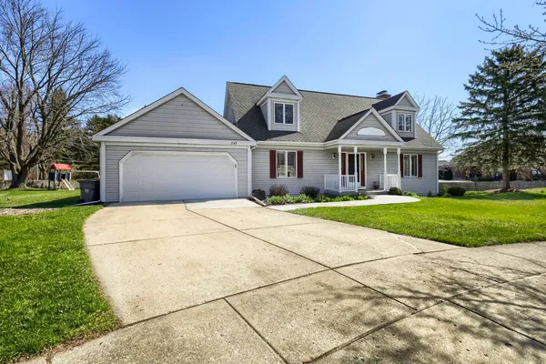 $459,900 | 245 Old Forge Road, Elgin, IL 60123