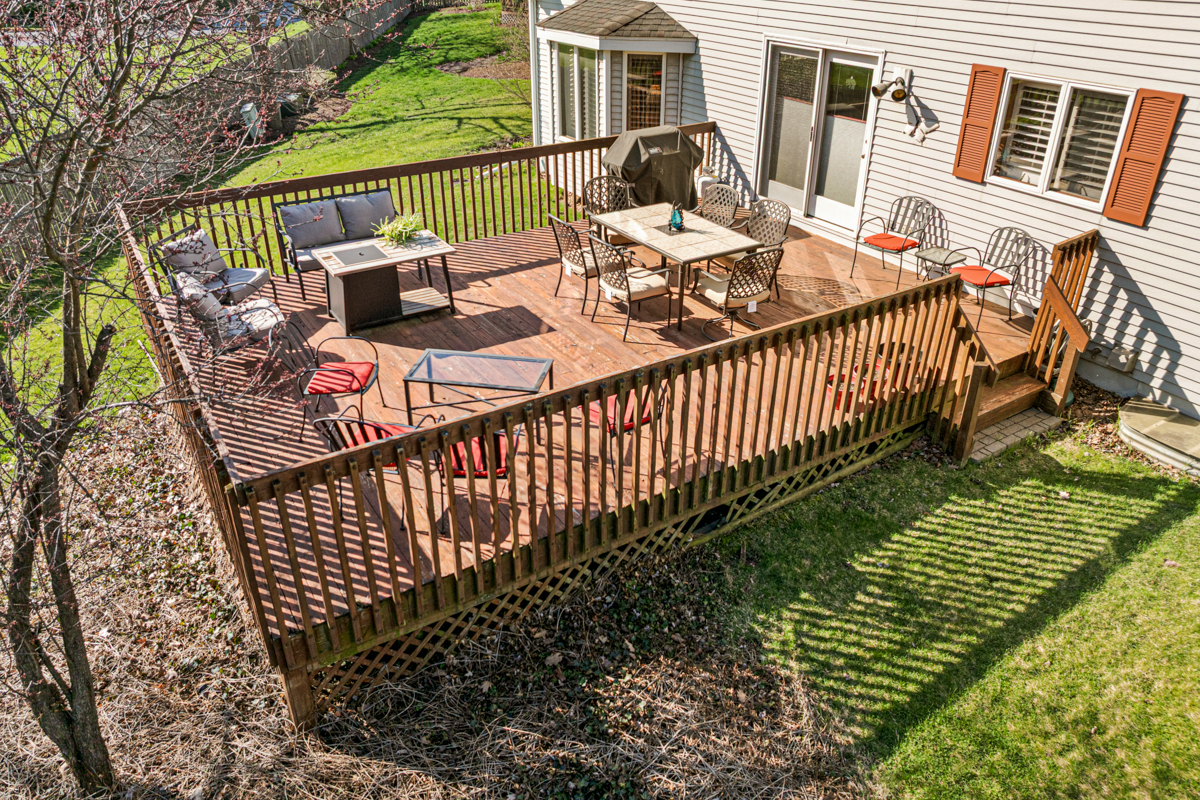 245 Old Forge Road Elgin, IL 60123 - Photo 10 of 36