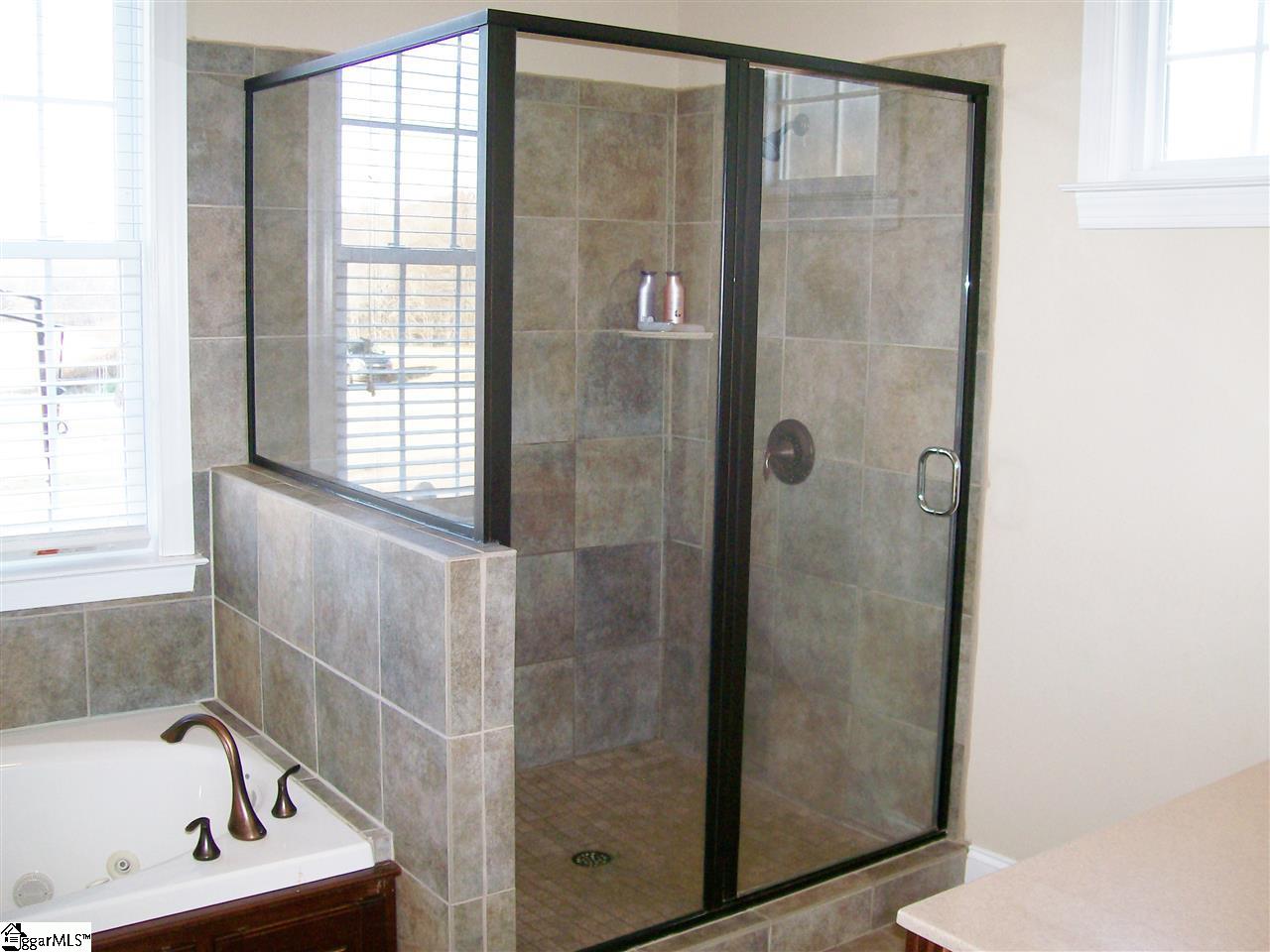 424 Lyles Farm Court Inman, SC 29349 - Photo 6 of 25 Gallery Image 6